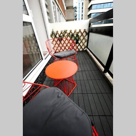 Super Spacious 2 Bedroom Apt 20Mn From Central. 伦敦 外观 照片