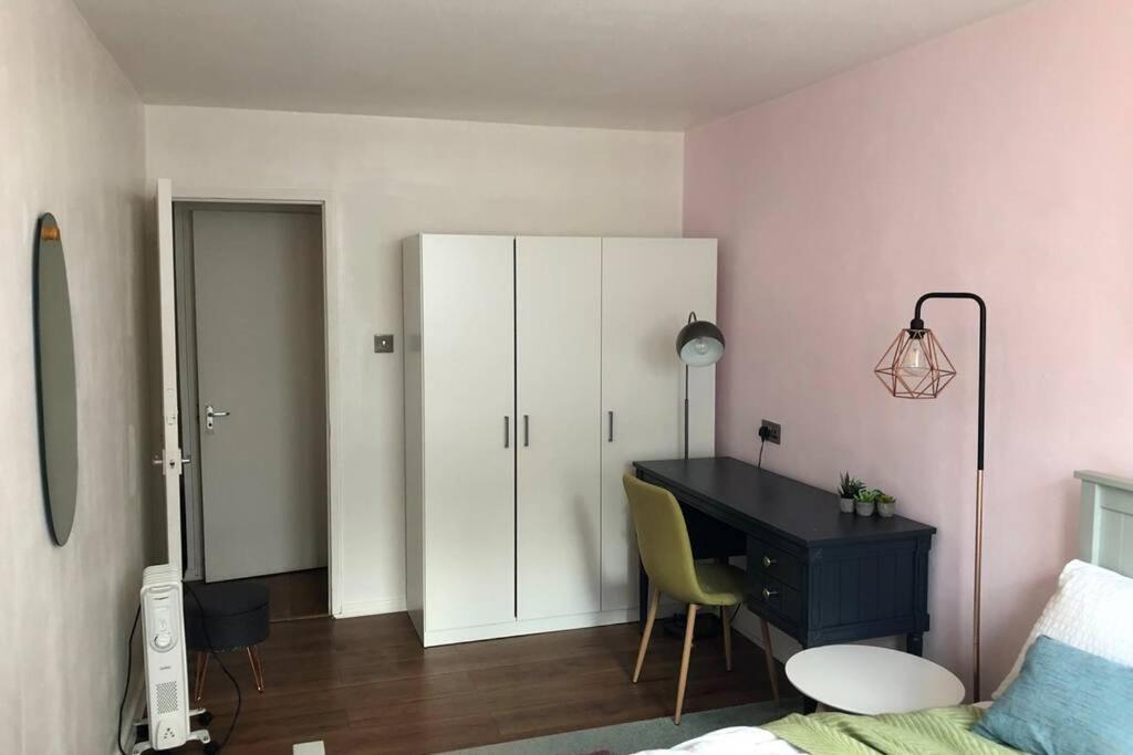 Super Spacious 2 Bedroom Apt 20Mn From Central. 伦敦 外观 照片