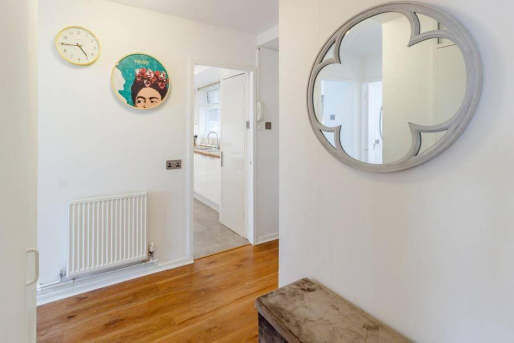 Super Spacious 2 Bedroom Apt 20Mn From Central. 伦敦 外观 照片
